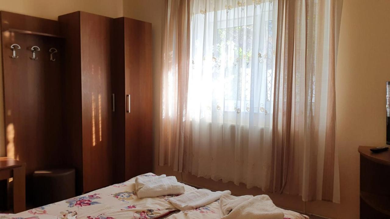La Mosu-N Retezat Guest House Nucsoara  Екстериор снимка